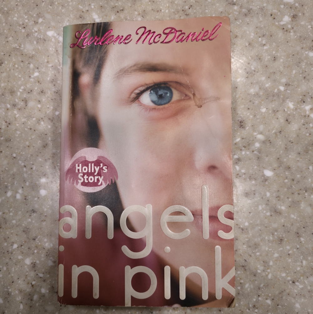 'Angels in Pink' by Lurlene McDaniel